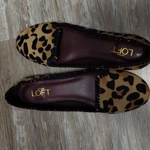 Ann Taylor Loft leopard print flats. Size 8M